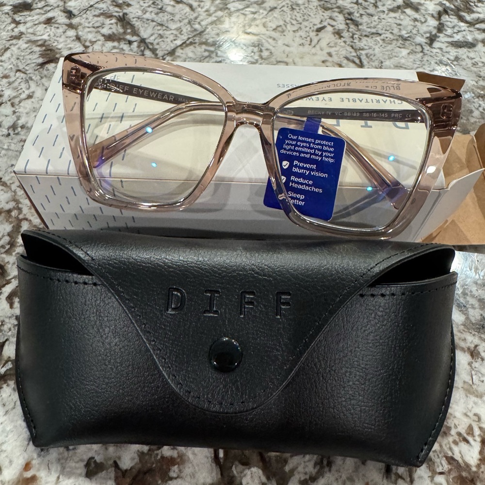 DIFF Blue-Light Blocking Glasses - Picture 3 of 16